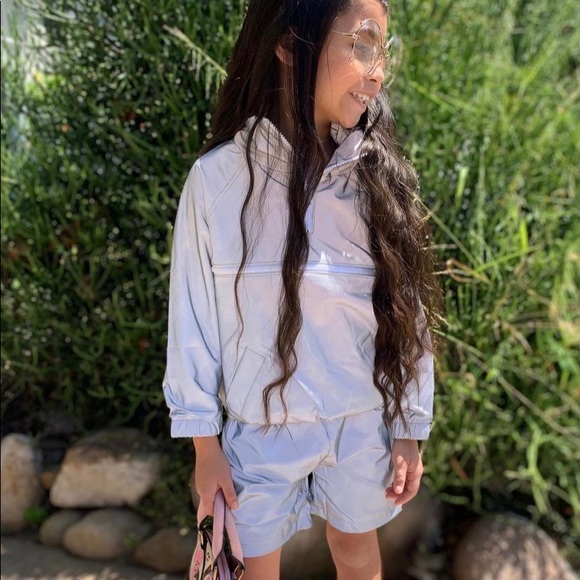 Reflective two piece set - Picture 2 of 7